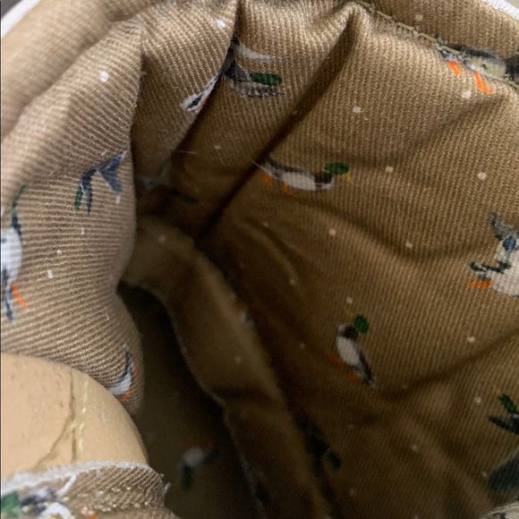 Sperry Women's Ankle Boots in Cream and Tan - Picture 16 of 16